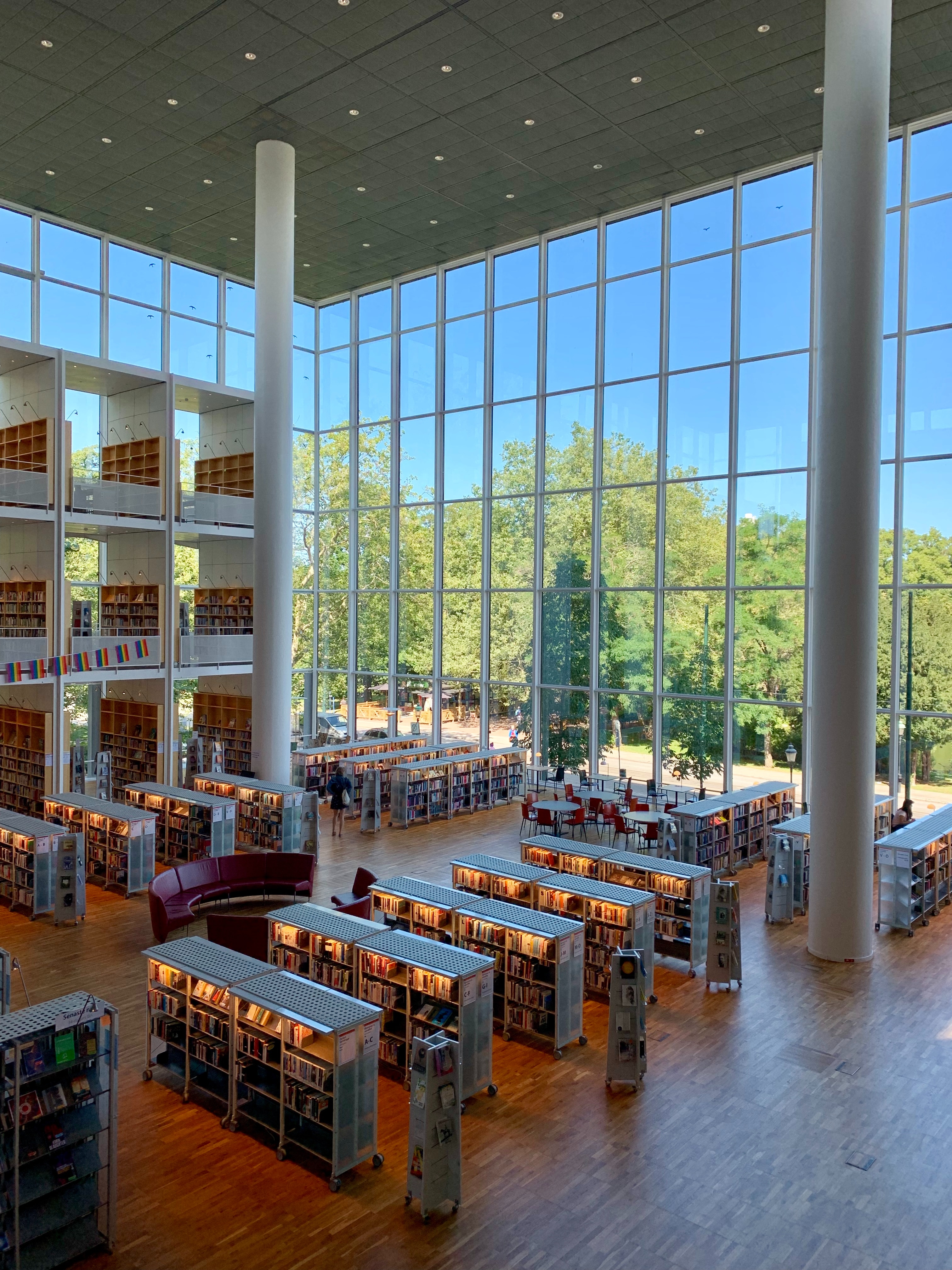 library uni